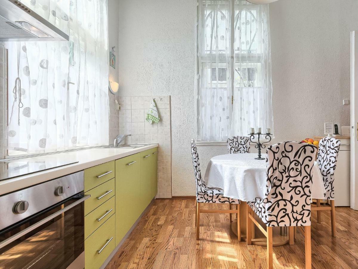 Apartment Silvia By Interhome Pula Exterior photo